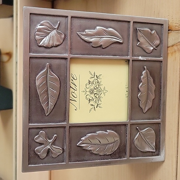 Pewter Leaf Photo Frame - Picture 1 of 4